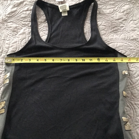 🎁PINK Victoria’s Secret Tank Top - Picture 8 of 11